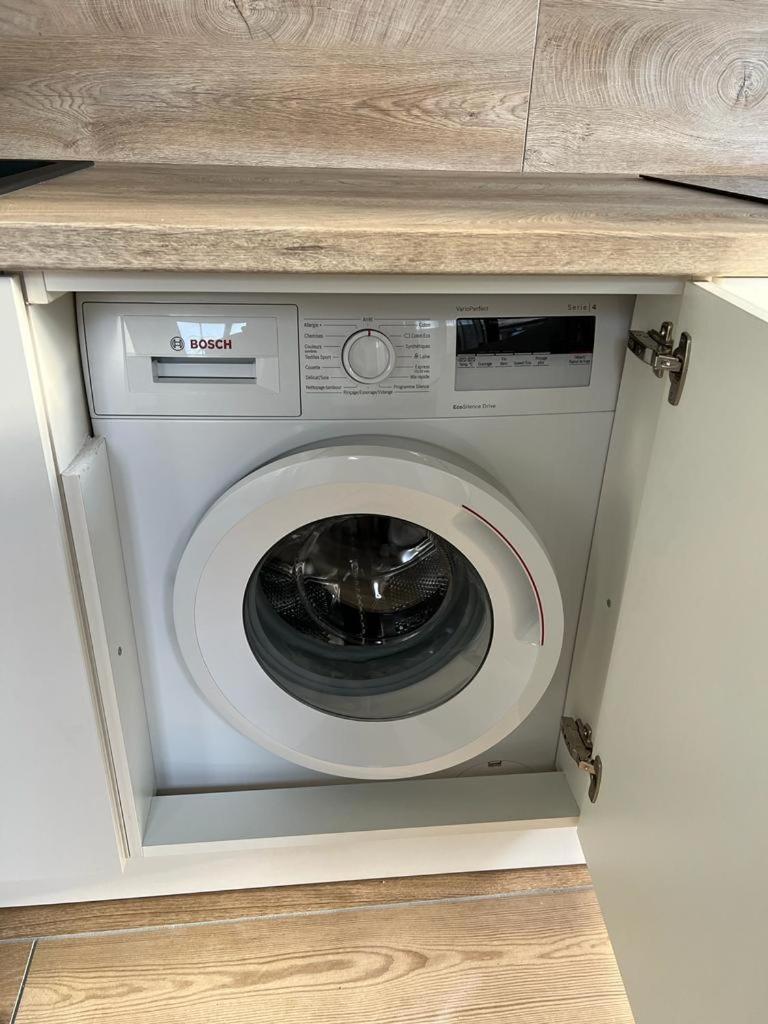 Appartement Coup De Coeur. St Etienne-Rochetaillee Saint-Etienne  Eksteriør billede