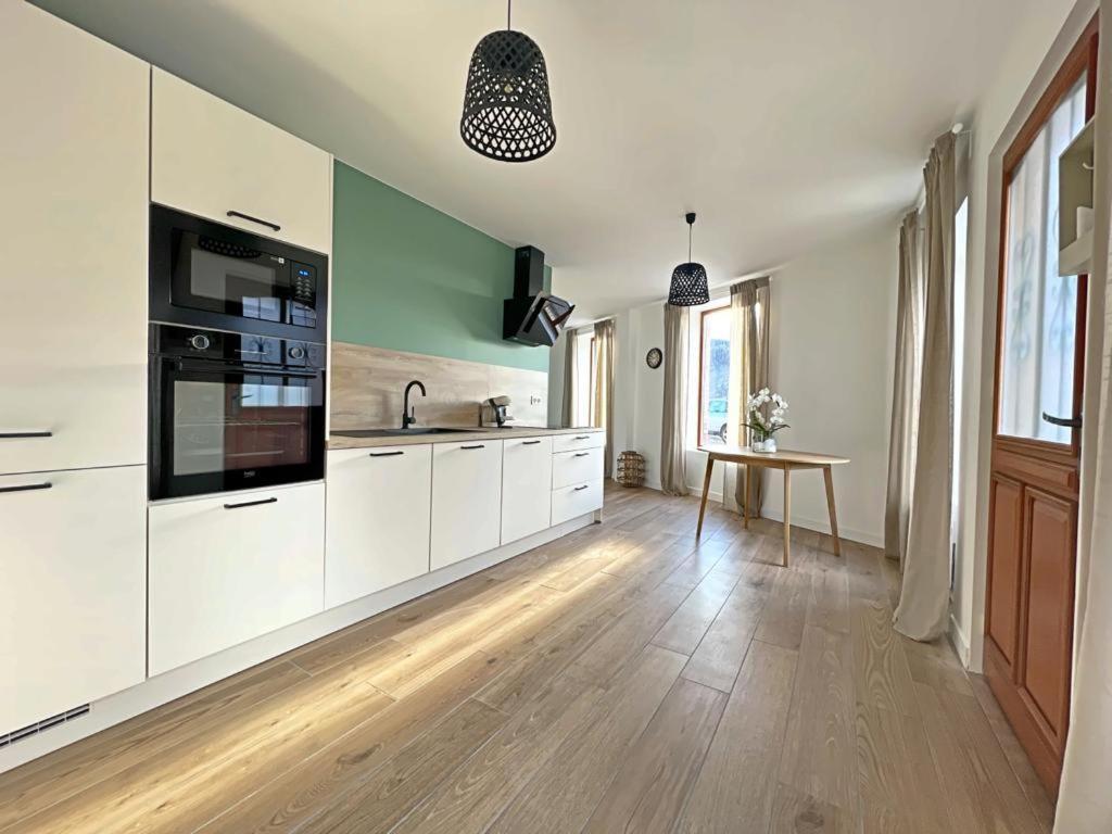 Appartement Coup De Coeur. St Etienne-Rochetaillee Saint-Etienne  Eksteriør billede